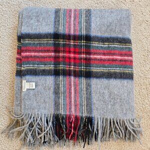 NEW Subtle Luxury 100% Wool Tartan Plaid Wrap Cape
